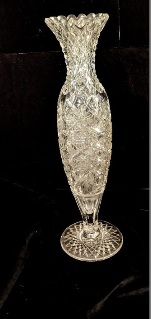Large Antique Cut Glass Vase: Large heavy cut glass vase 17.5"H