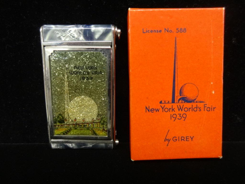 1939 N.Y. World's Fair Compact O.B.: Vintage celluloid and chrome New York World's Fair advertising compact by Girey in original box, 3 1/8"L