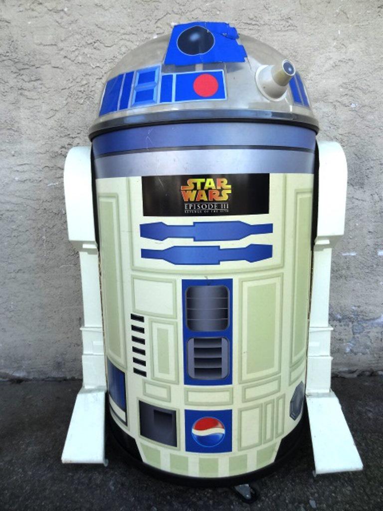 Pepsi Star Wars Advertising Cooler: 1996 Star Wars R2D2 Pepsi advertising cooler 42"H