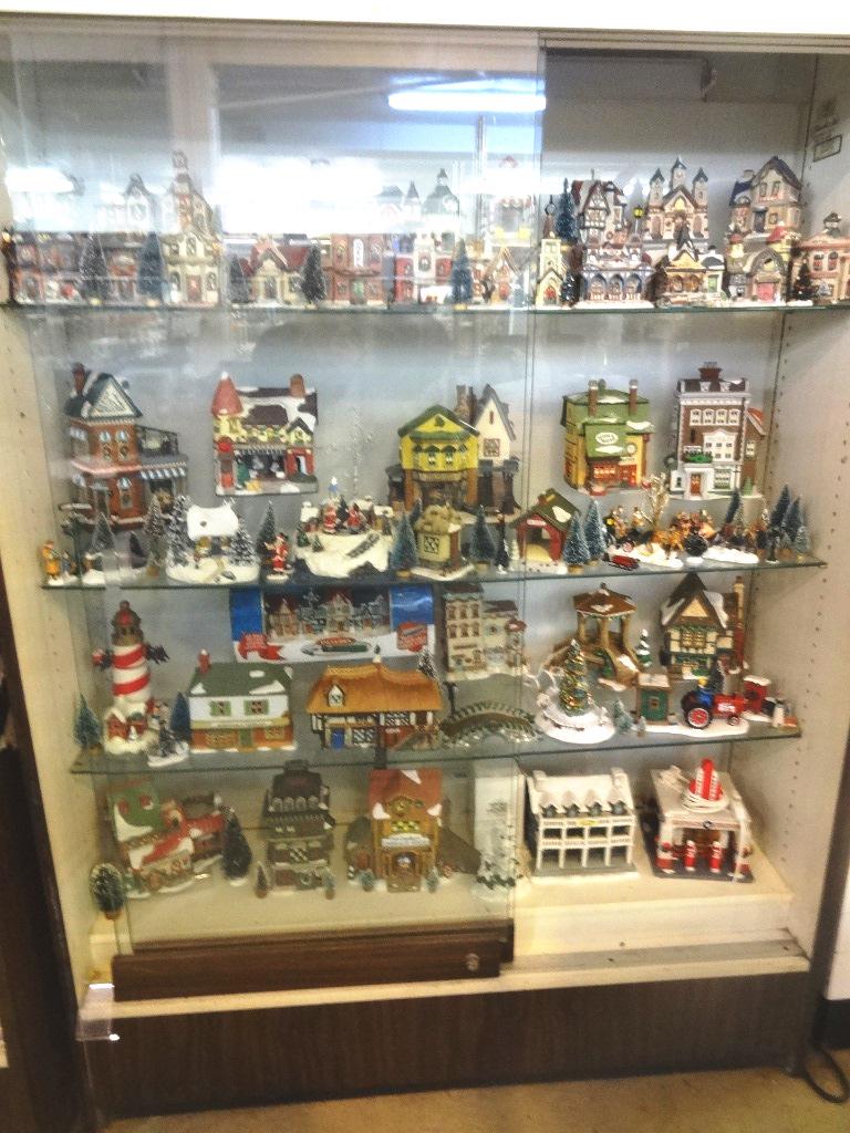 Christmas Collection Large Shelf: Collectable Houses, Barrel Trees and Accessories, Dept. 56 and Heritage Collection, Thomas Kinkaid, over 30 Houses and Accessories, recommended pick up