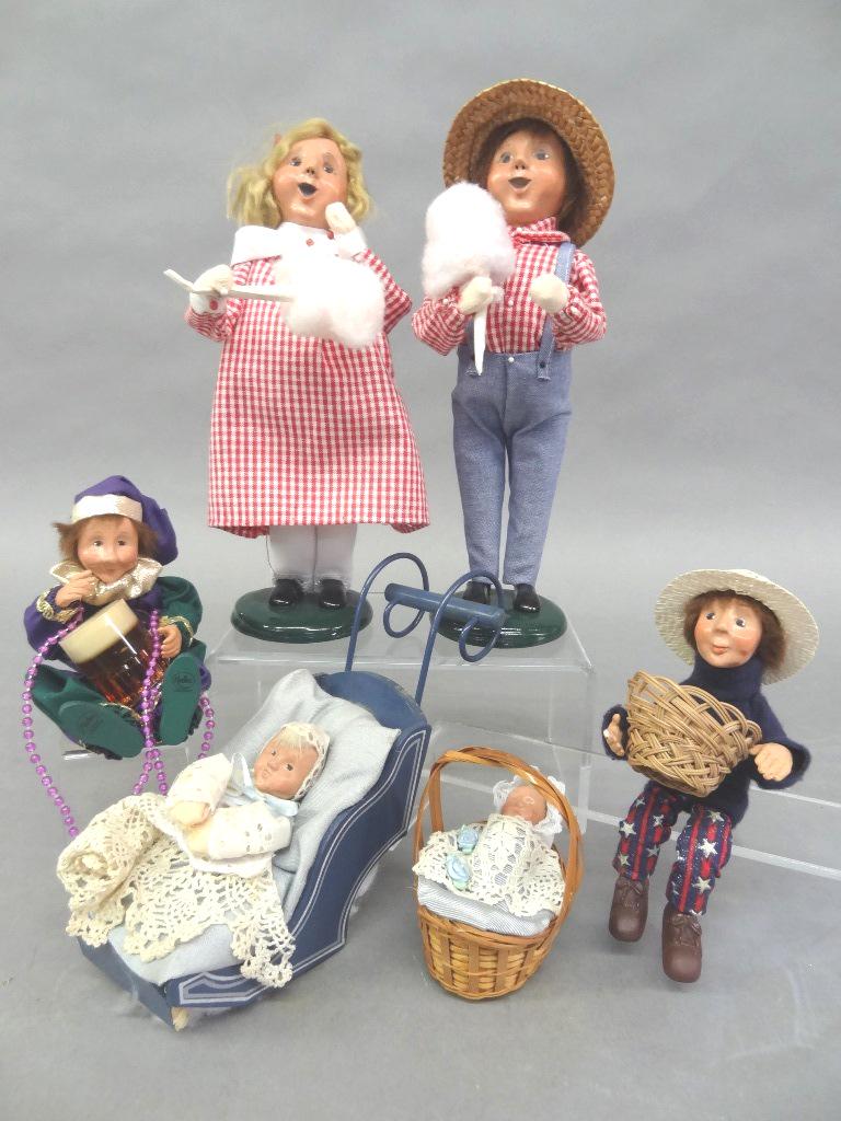 Byers Choice Carolers: Four Byers Choice: Two Cotton dandy Kids, Mardi-Gras, Fourth of July & Kindle