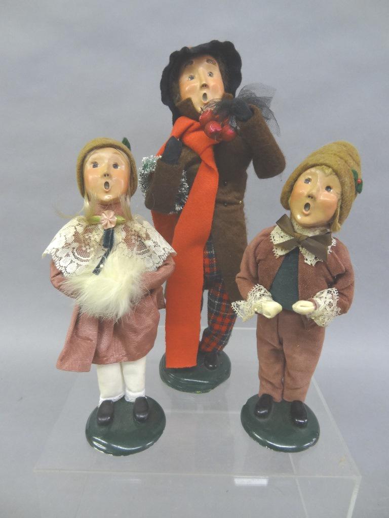 Byers Choice Carolers: Three Byers Choice: Christmas Man with Wreath, Two Singing Children