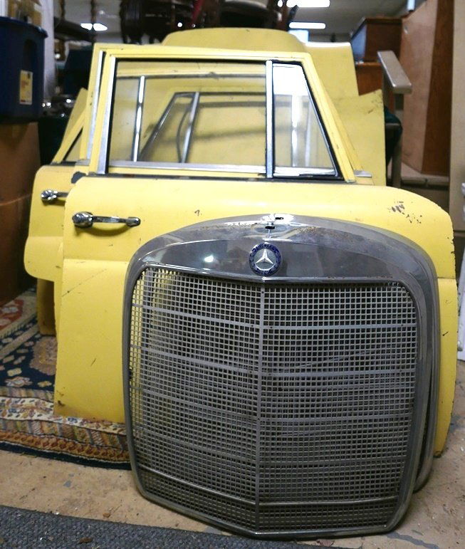 Large Lot of 1965 Car Parts Mercedes-Benz: Engine, Chrome Bumpers, Chrome Grills, Rims, Hub Caps, Headlights, Turn signals, Mirriors, Winsheild Wipers, Brajke Drums, Flywheel, Chrome Handles, Starter,Alti, Hood, Trunk, Four Doors Over 100 Piec