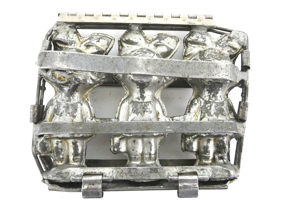 Antique Dolly Dingles Chocolate Mold: Antique chocolate mold for 3 Dolly Dingle dolls 10"W, signed Weygandt