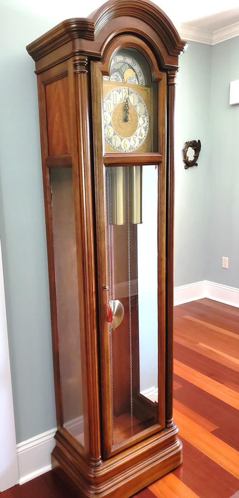 Howard Miller Grandfather Clock: Howard Miller Clock Model No 180 Barwick 610152 Grandfather Clock 80 1/2" T 22" W 14"D