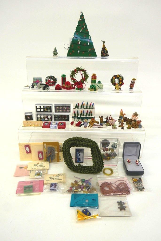 Dollhouse Xmas Decorations & Toys: Nice assortment of Xmas items includes lights, glass balls, wreaths, presents, toys, lit ceramic tree, tinsel, fruit centerpiece etc.