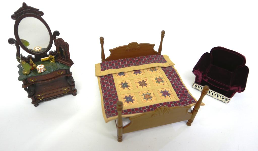 Joe Turner Dollhouse Victorian Dresser & Others: Joe Turned Victorian style dresser, faux painted scalloped top over carved swan supports and three drawers, carved mirror frame and bottom skirt 3.25"W, 6 7/8"H, accessories included a wood gingerbrea