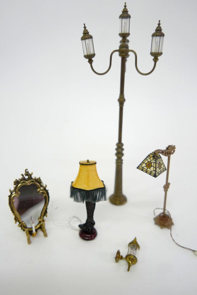 Kummerow & Scott's Dollhouse Lighting: Barbara Kummerow electrified Tiffany style floor lamp 4"H, high quality brass four light lamp post attributed to Scott's Lighting has wiring cut short 9"H and comes with matching carriage lamp, Mr. K