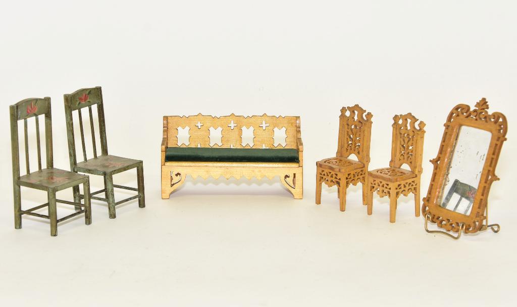 Antique Fretwork Dollhouse Miniatures: Antique fretwork decorated sofa 5.75"W, mirror 3.5" by 5", pair of matching high back chairs 4"H, also includes a pair of vintage chairs painted with Teddy Bears and flowers 4.75"H