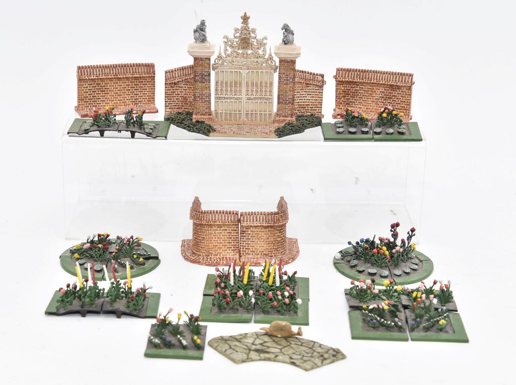 Dollhouse Fencing & Flower Beds: Colonial Williamsburg cast resin miniature fence from the palace, main gate 5.75"W, two straight fences 3"L, two curved fences 2' square, also includes sections of cast metal flowers and beds that can