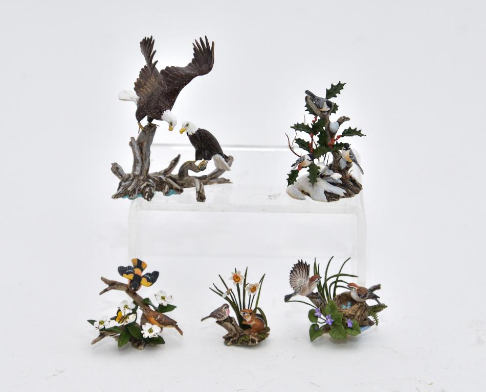 Mary McGrath Dollhouse Artisan Birds: Mary McGrath dollhouse sculptures, eagles on nest 2"H and four smaller McGrath bird sculptures