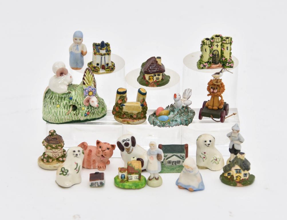 Dollhouse Small Miniature Figurines Accessories: Nice assortment of dollhouse sized small bisque, china and resin figures, Basil Matthews mouse hole with chipped ear 1.75"L, Scottish resin cat, bisque and resin buildings, clay bird on nest, bisque p