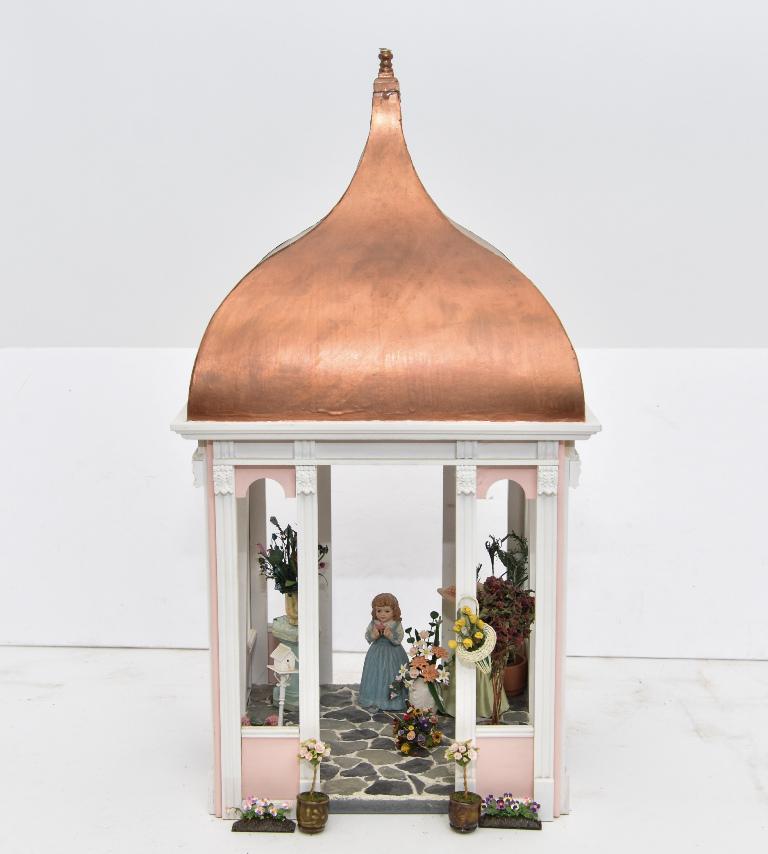 Dollhouse Gazebo & Miniature Accessories: Painted wood gazebo with high dome has a flagstone floor, resin dolls, plants in ceramic and resin pots and planters, 10.5"H, 20"H