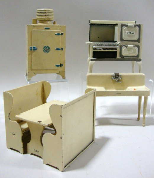 Cast Iron Arcade Dollhouse Furniture