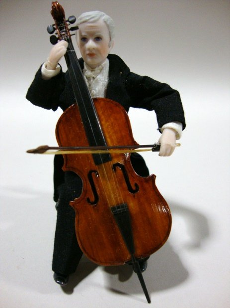 W.Foster Tracy Cello: Rare W. Foster Tracy cello, made for Flora Gill Jacobs, May 12,1977, 1 " to 1 foot Scale, Honed curly maple top is spruce, ebony & maple, Bow made with 14K Gold end & Sterling Silver tip, comes with O