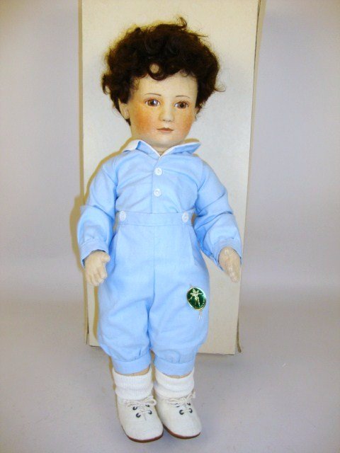 R.John Wright William: R. John Wright 16 " William in OB, Little Children Series 1, felt boy w/Brown hair, Brown Painted eyes, Blue cotton suit, White felt shoes, R. John Wright Tag
