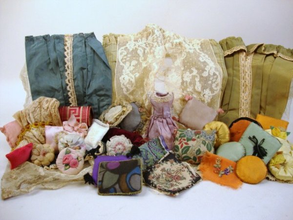 Vintage Dollhouse Curtains ,Laces, Pillows: Victorian Curtains, Laces, wonderful Victorian & Artisan Pillows, Ribbons, etc. this is perfect for a Victorian Mansion, 33 pcs.