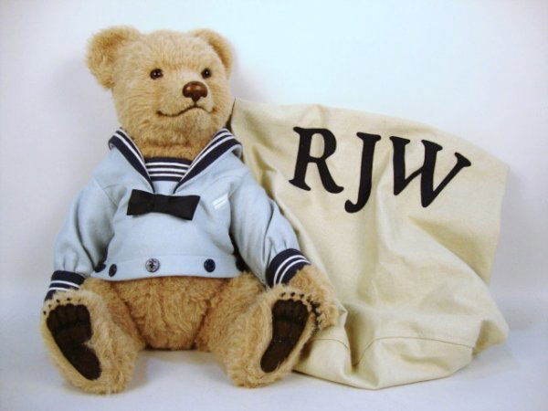 R.John Wright Bear Bo-Sun: R. John Wright 20 1/2" Bear Bo-Sun in RJ6 duffle bag, Original w/certificate