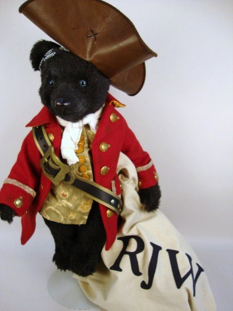 R.John Wright Pirate King Bear: R. John Wright 21 " Pirate King Bear 146/250, all Original in RJW duffle bag