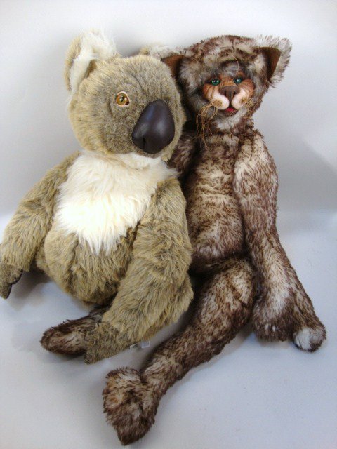 Artist Cat & Koala Bear: Includes Expressions Cat by Linda Ashcroft & Charleen Kinser Koala Bear, 36 " t