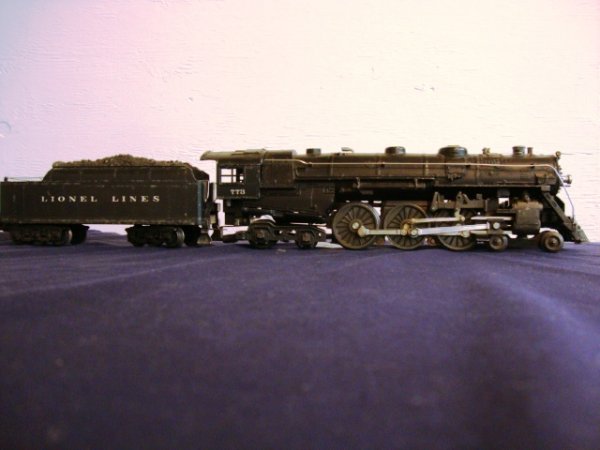 Lionel 773 Locomotive: Vintage Lionel 4-6-4 Steam Engine w/Tender # 773