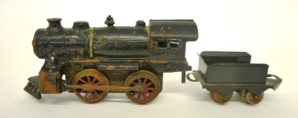 Ives Die Cast Clockwork Locomotive w/Black Tender (1 of 3)