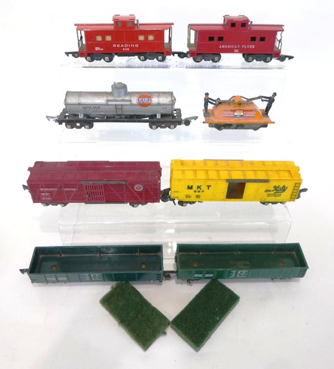 American Flyer S Gauge Freight Car Lot of 8 (1 of 2)