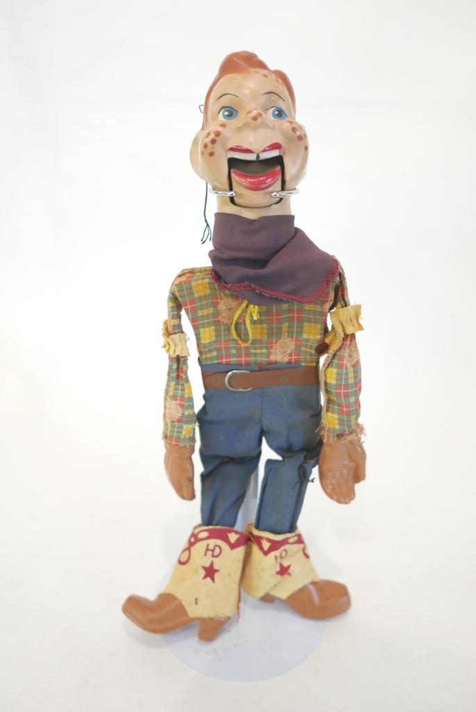 1950's Howdy Dowdy Marionette (1 of 3)