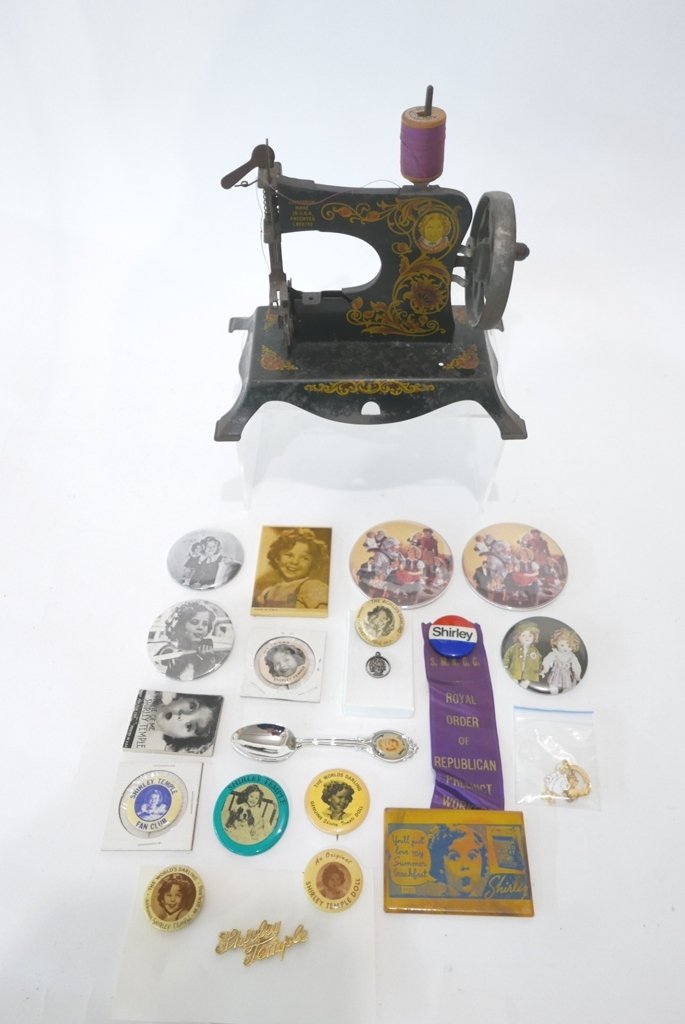 Lindstrom Tin Sewing Machine & Box Shirley Pins, etc (1 of 3)