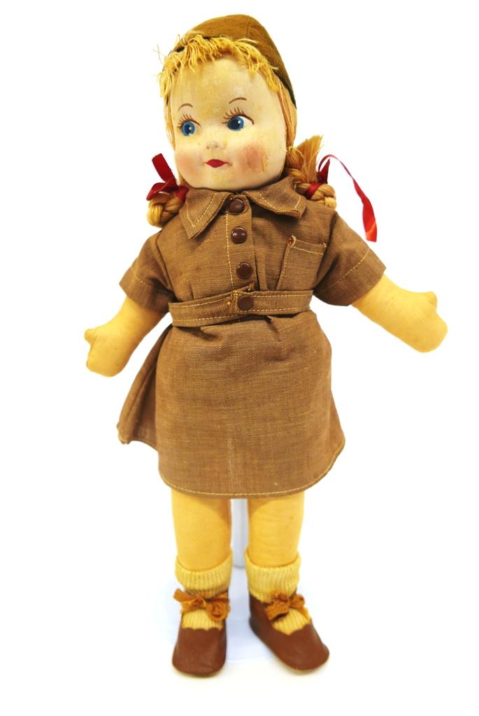 Georgene Girl Scout  13" (1 of 2)