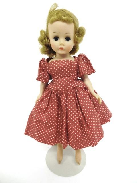 Madame Alexander Cissette Doll (1 of 2)