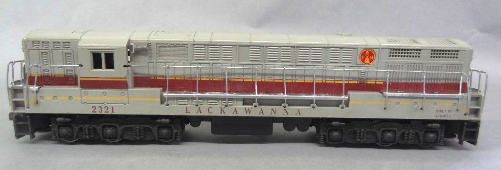 Lionel 2321 Locomotive (1 of 5)