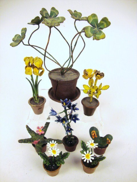 Vienna Bronze Floral Grouping: Eight Vienna bronze floral pots: daisies, cactus, and others, large four leaf clover plant, guaranteed to bring the high bidder good fortune. 3" H