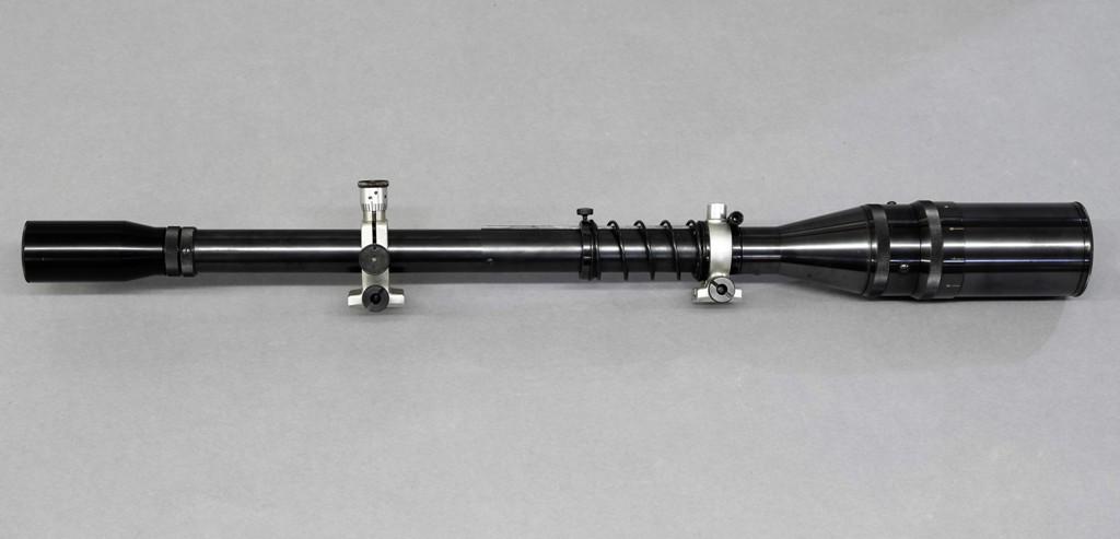 Vintage Rifle Sniper Scope: Vintage J. Unertl Optical Co. serial #59264 24"L, comes with screw on lens covers, aluminum mounting rings and recoil spring, scope is 9X power