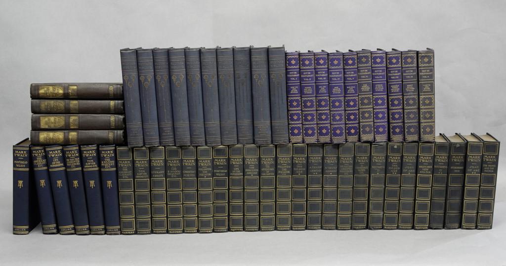 Kipling, Twain, Mauspassant, Wells Vintage Books: Mark Twain 24 volumes circa 1900, Rudyard Kipling 10 volumes undated circa 1900, Guy De Maupassant 10 volumes circa 1911, H.G. Wells - The Outline Of History 4 volumes 1924, Mark Twain 6 volumes circa