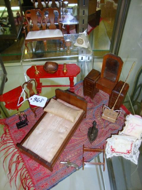 Grouping Strombecker Furniture: Grouping Strombecker Furniture, Milner Queen Ann Settee, accessories, approximately 12 pcs.