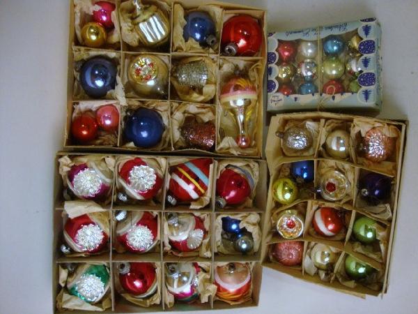 1940's Glass Christmas Balls: Four Boxes 1940'd Glass Christmas Balls, some very decorative, some with Tinsel, : Two Medium Boxes and Two small Boxes