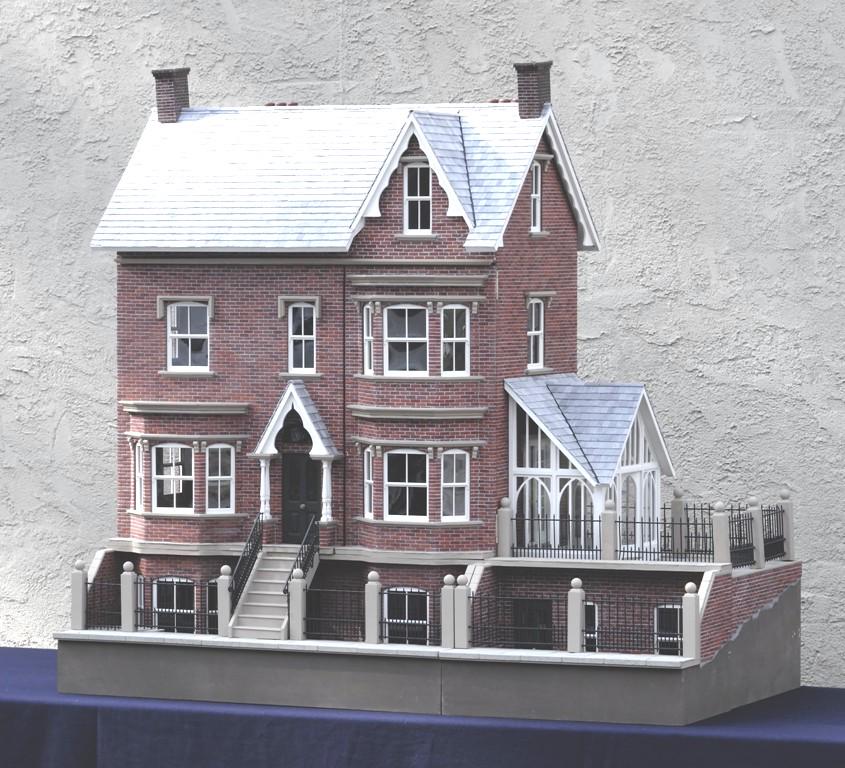 Artisan Victorian Mansion Dollhouse (1 of 20)