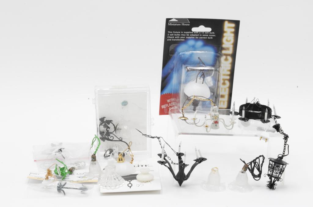 Dollhouse Country Lighting Miniatures (1 of 3)