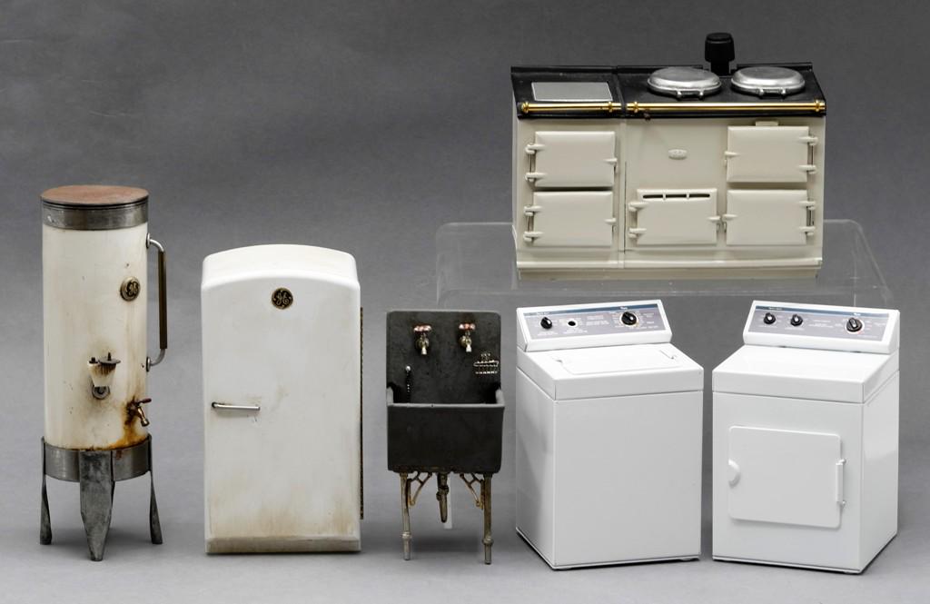 Dollhouse Miniature Appliances (1 of 2)