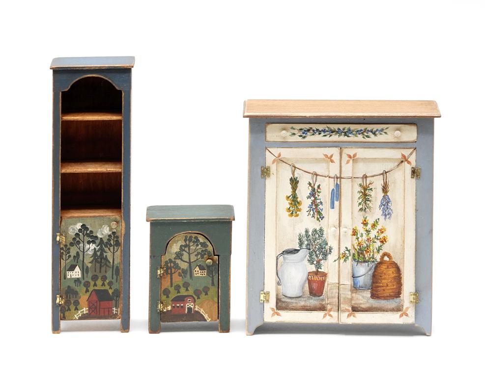 Artisan Painted Dollhouse Furniture (1 of 2)