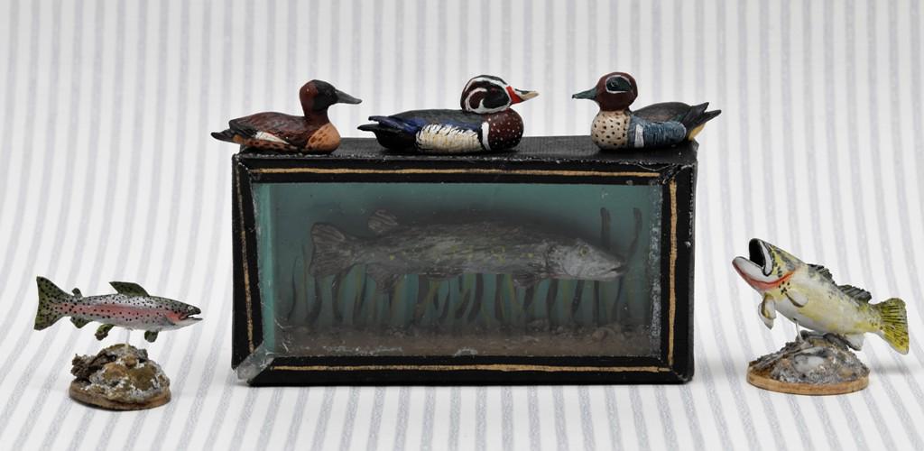 Dollhouse Artisan Decoys & Fish Miniatures (1 of 1)