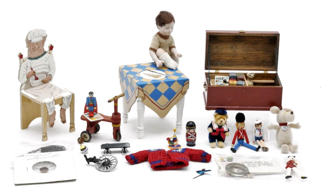 Dollhouse Toys & Child's Furniture (1 of 3)