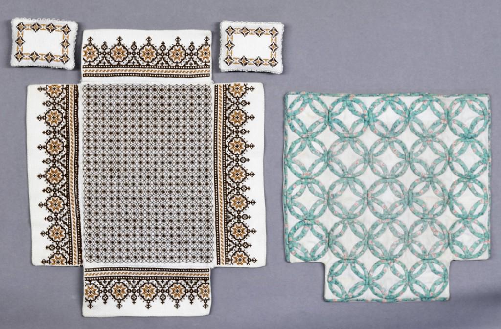 Dollhouse Quilt & Canopy Miniatures (1 of 1)