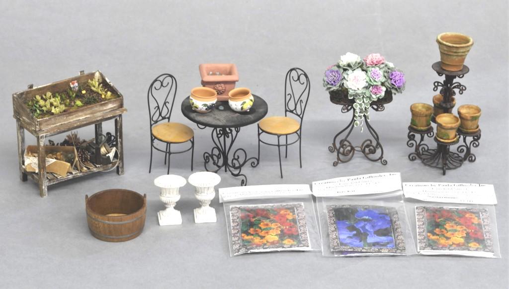 Dollhouse Gardening Supplies Miniatures (1 of 3)