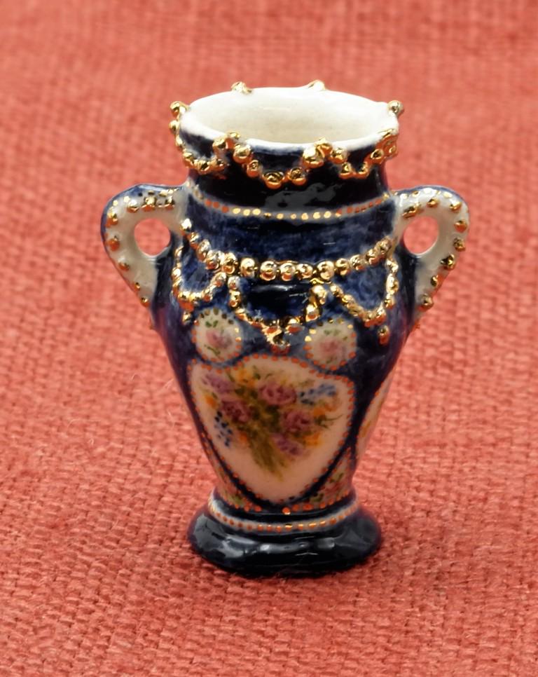 Jean Welch Porcelain Urn Dollhouse Miniature (1 of 1)