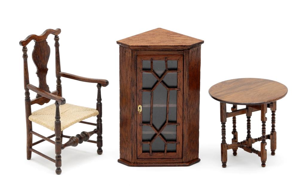 Whitehead & Crawford Chair Dollhouse Miniatures (1 of 1)