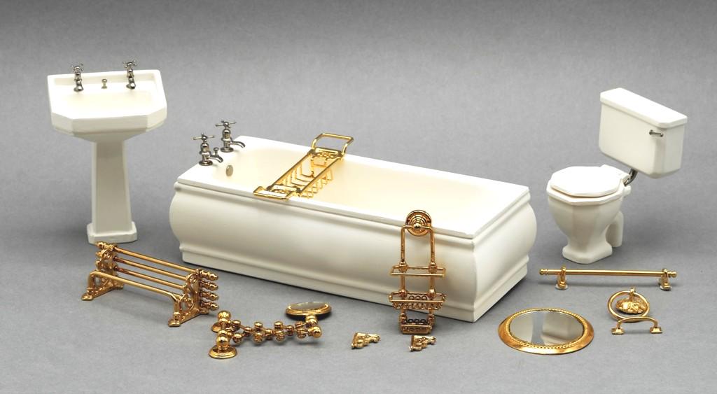 Bathroom Fixtures & Accessories Dollhouse Miniatures (1 of 1)