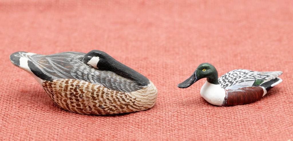 Two Frank Balestrieri Decoys Dollhouse Miniatures (1 of 1)