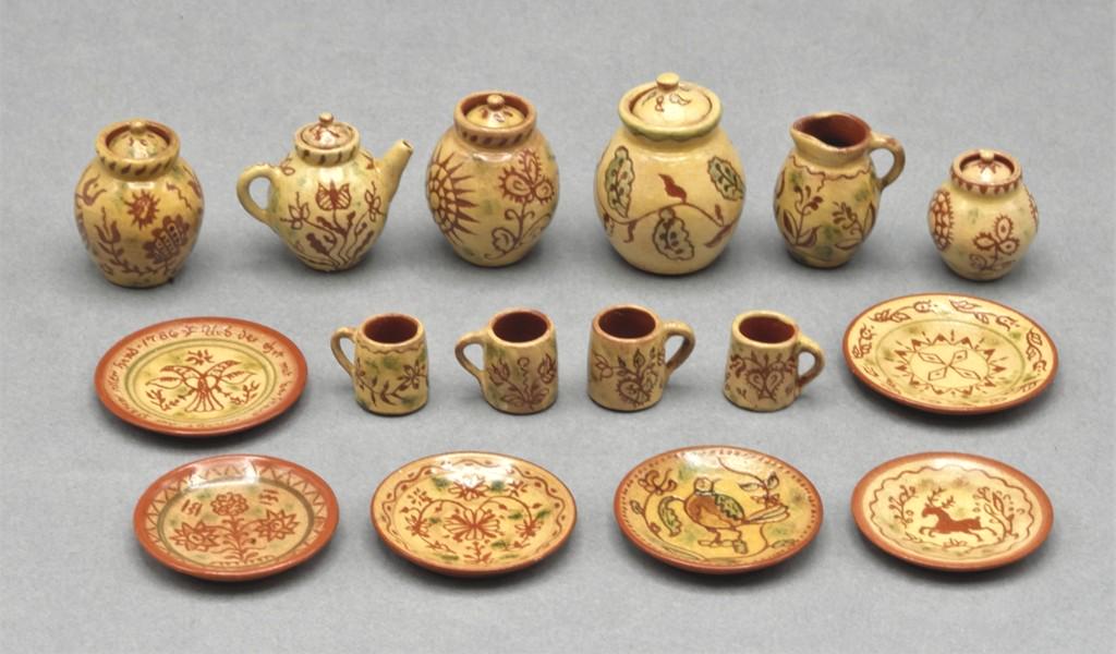 Jane Graber Redware Dollhouse Miniatures (1 of 1)